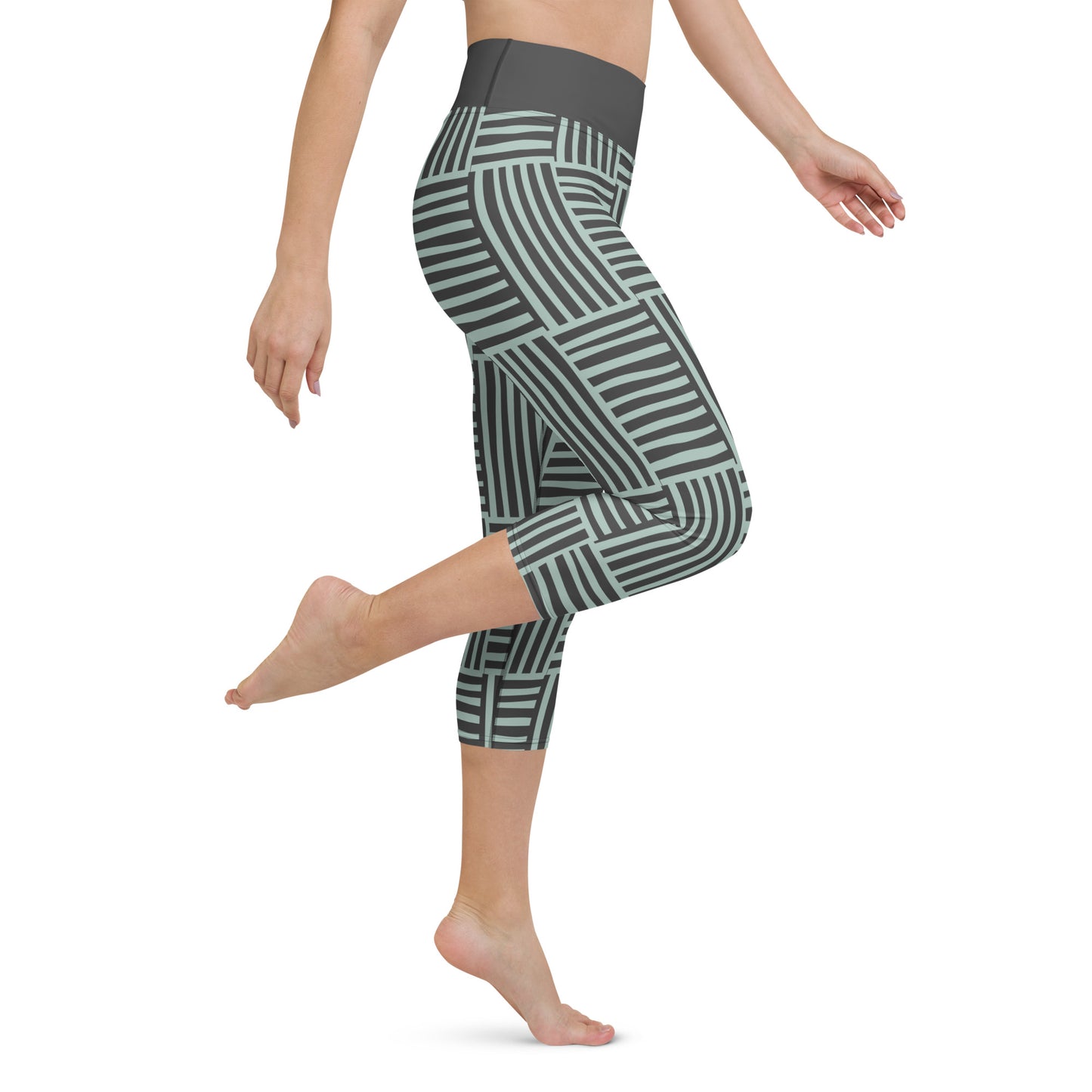 Warrior 2 Yoga Capri Leggings